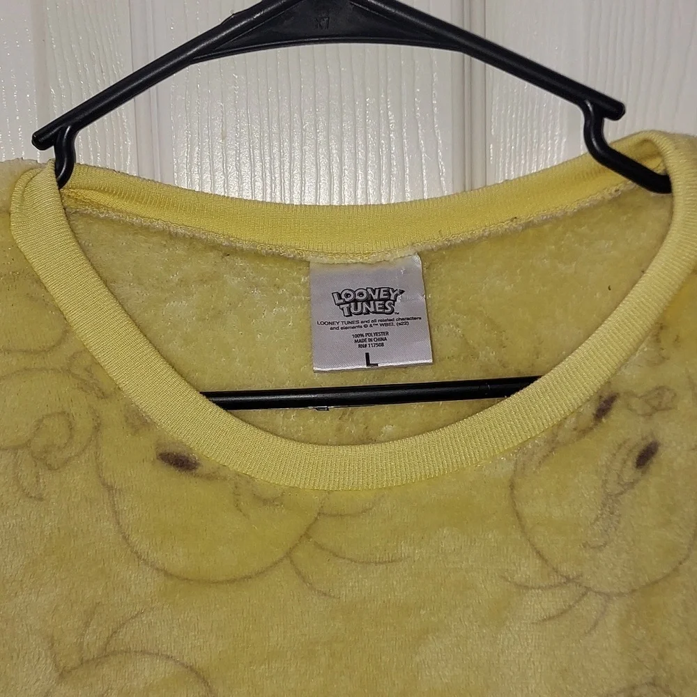 Looney Tunes Tweety Bird Women's Fleece Sweater Soft Cozy Yellow Large